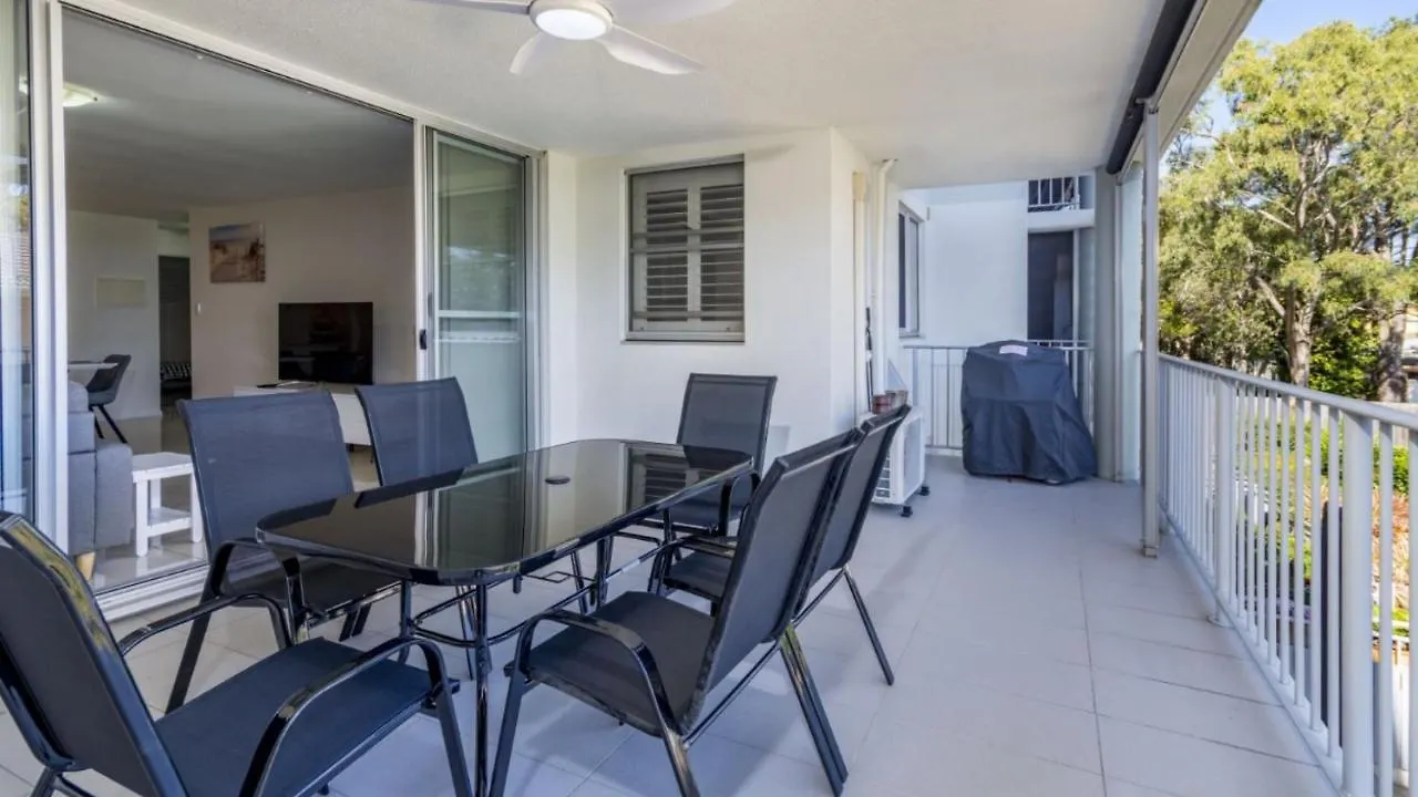 Vila Contemporary Unit With Water Views Bongaree 0*,